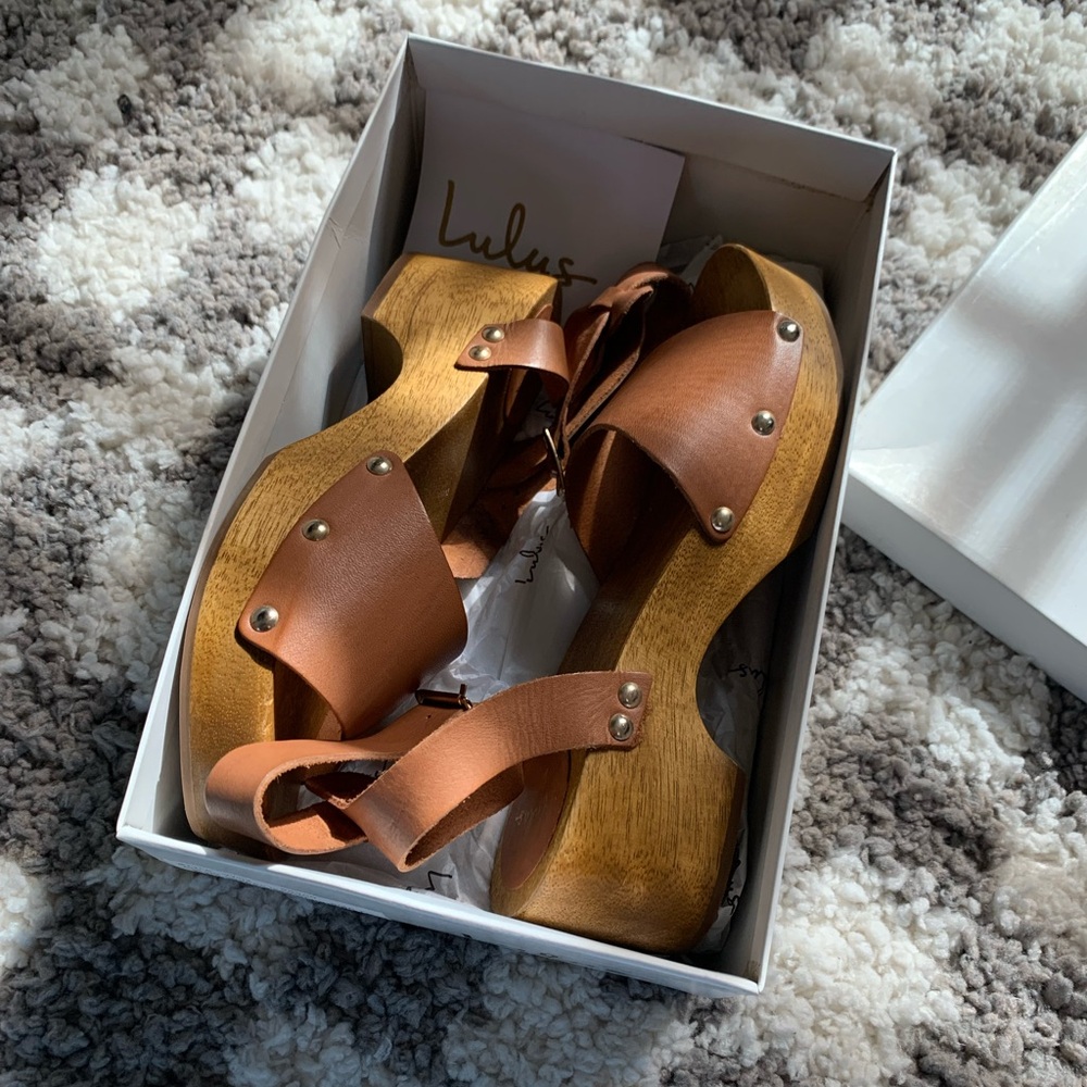 NWT Lulus Willy Heeled Cognac Leather Sandal Clogs